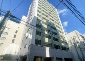 ヴァレーレ県庁前