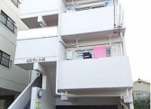 ピロティ小坂