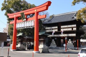 古川地区を代表する伊豫豆比古命神社 
