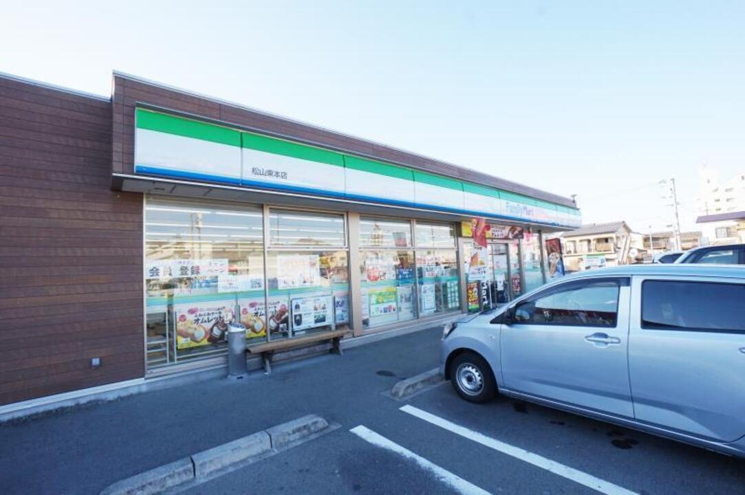 ファミリーマート松山生石店