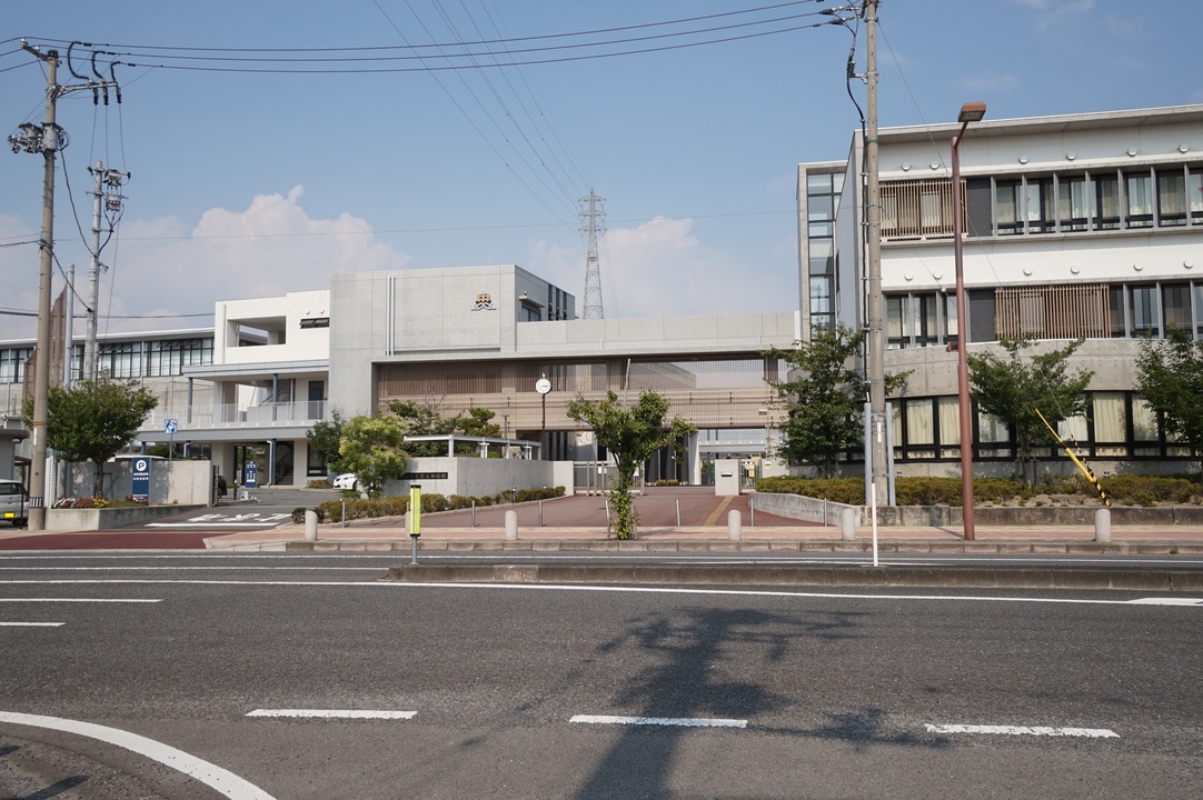 松山市立余土中学校