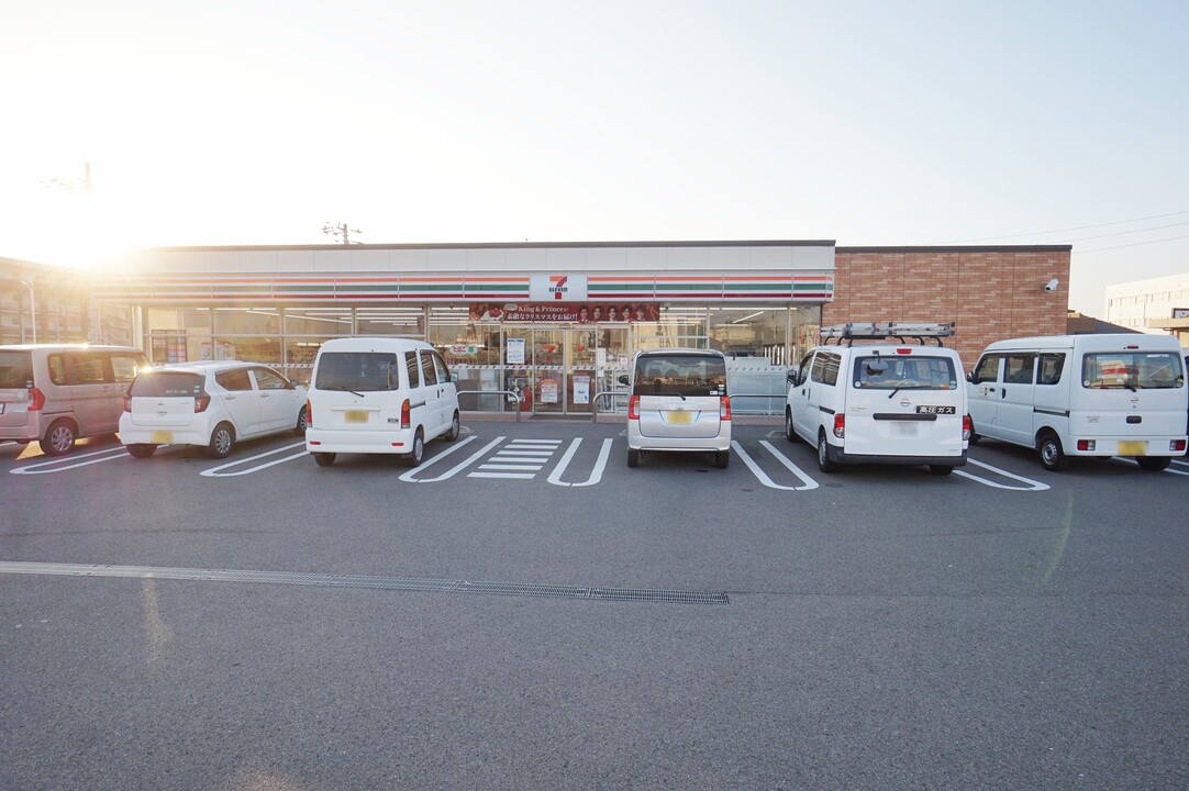 セブンイレブン松山来住町店