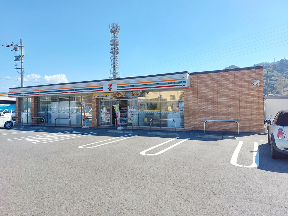セブンイレブン砥部町八倉店