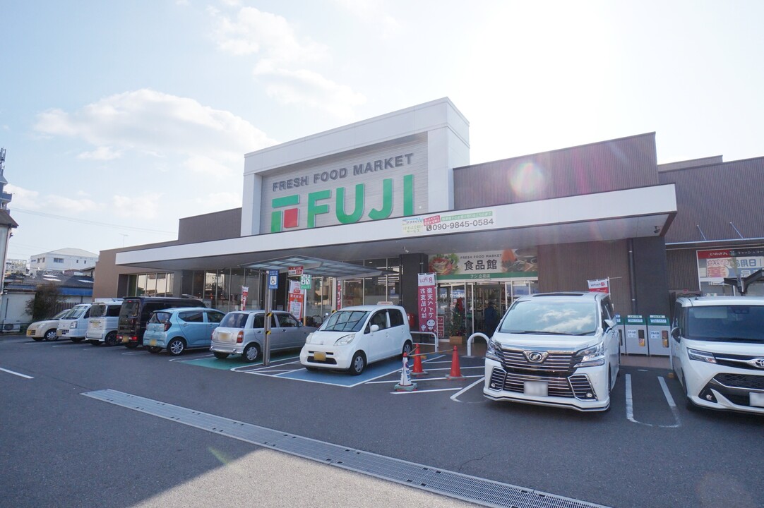 FUJI 立花店