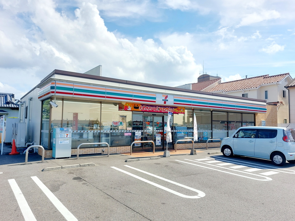 セブンイレブン 松山三津浜港前店