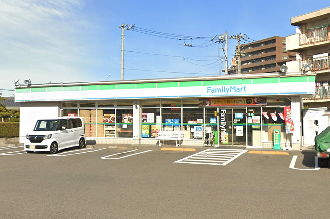 ファミリーマート余戸南四丁目店