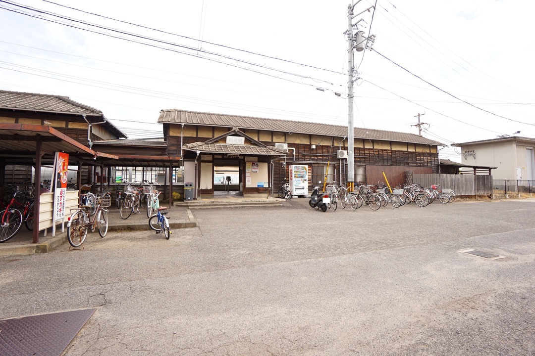 伊予郡 松前駅