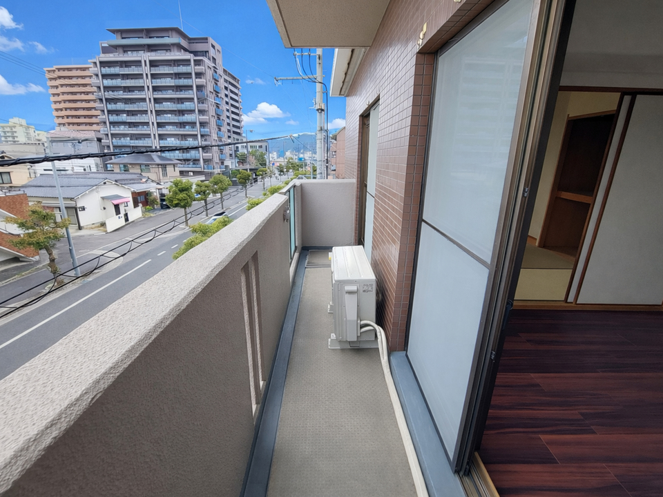 バルコニー 1