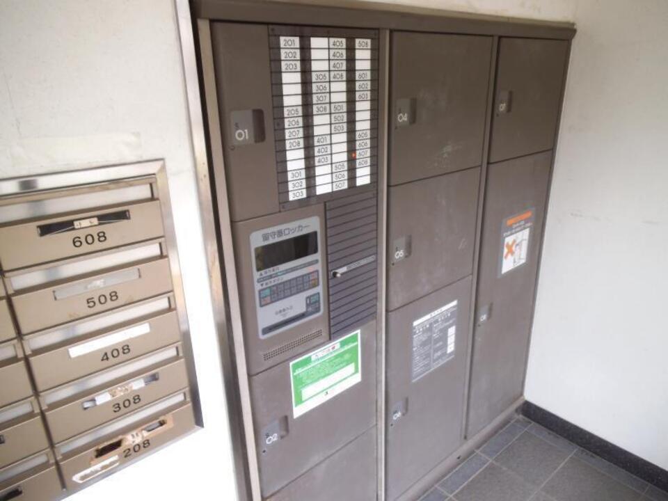 宅配ボックス