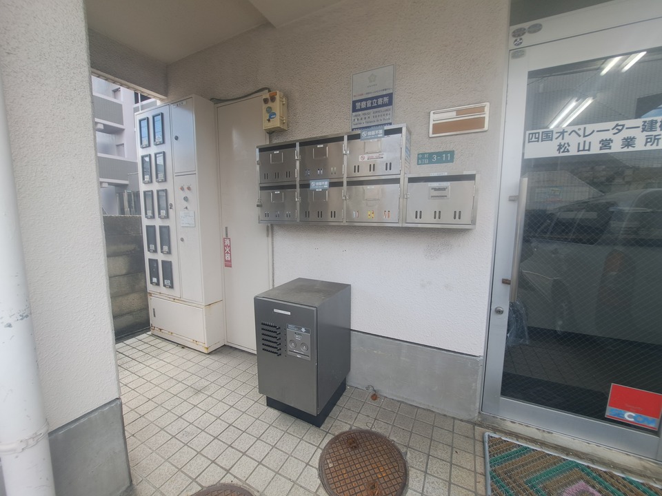 宅配ボックス