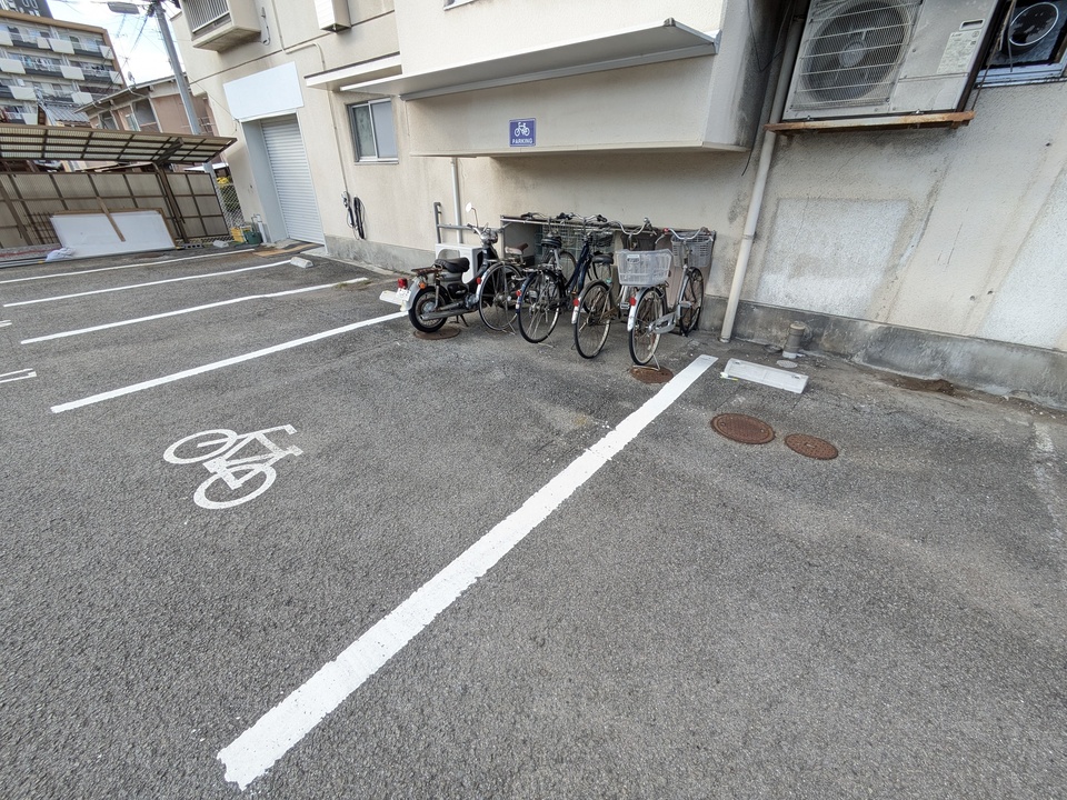 駐輪場