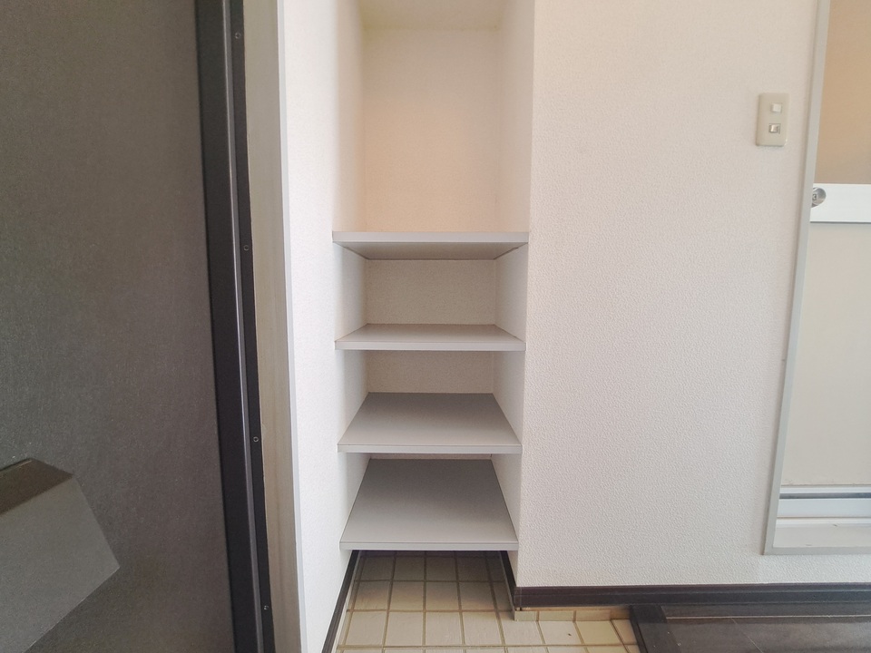 シューズボックス