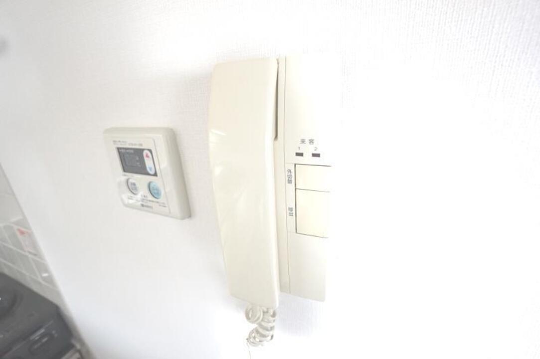 インターホン