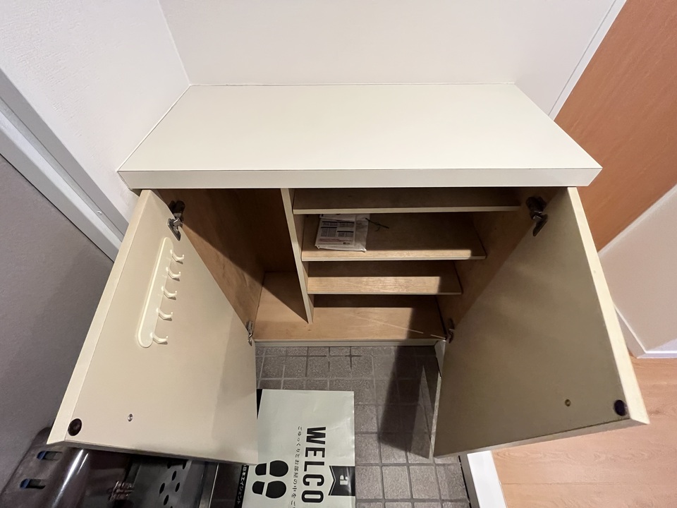 シューズボックス