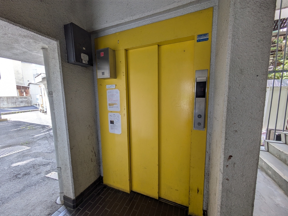 エレベーター
