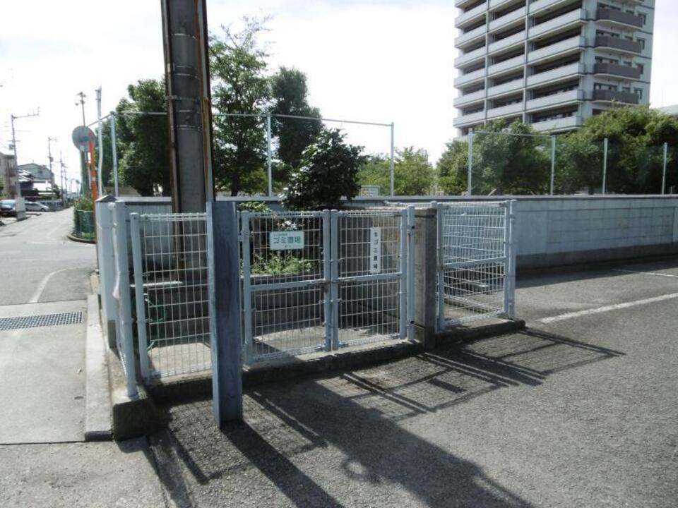 ゴミステーション