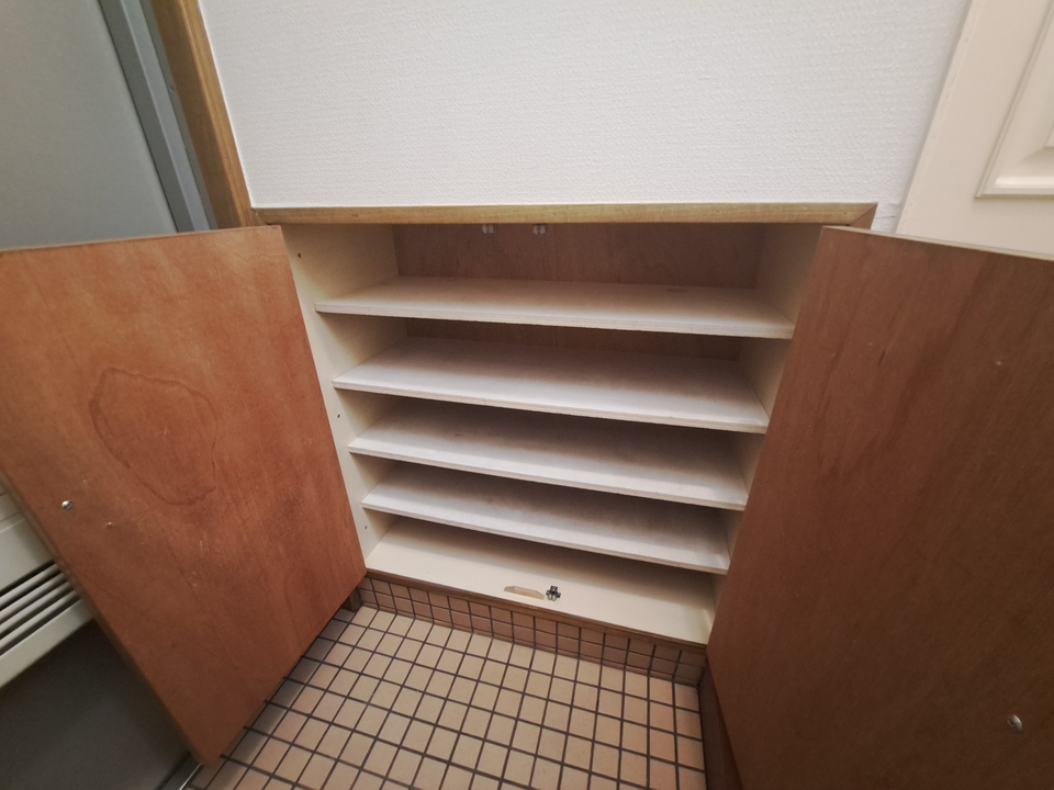 シューズボックス