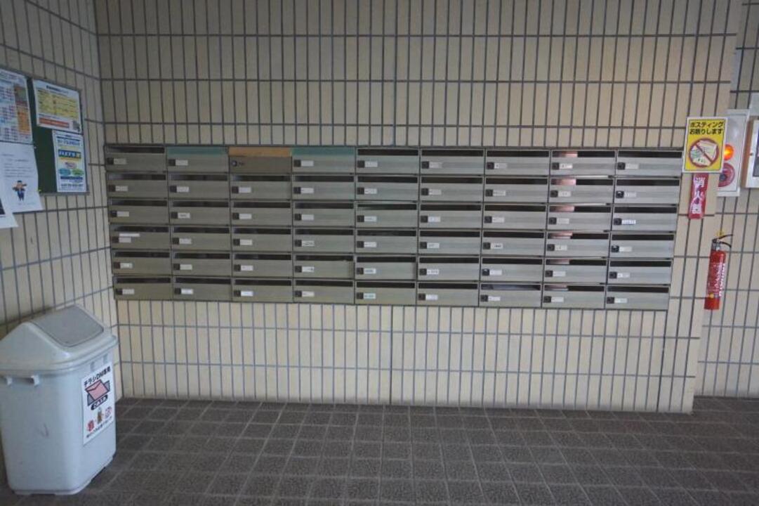 ポスト
