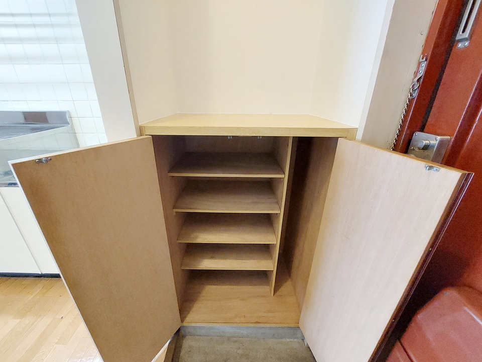 シューズボックス