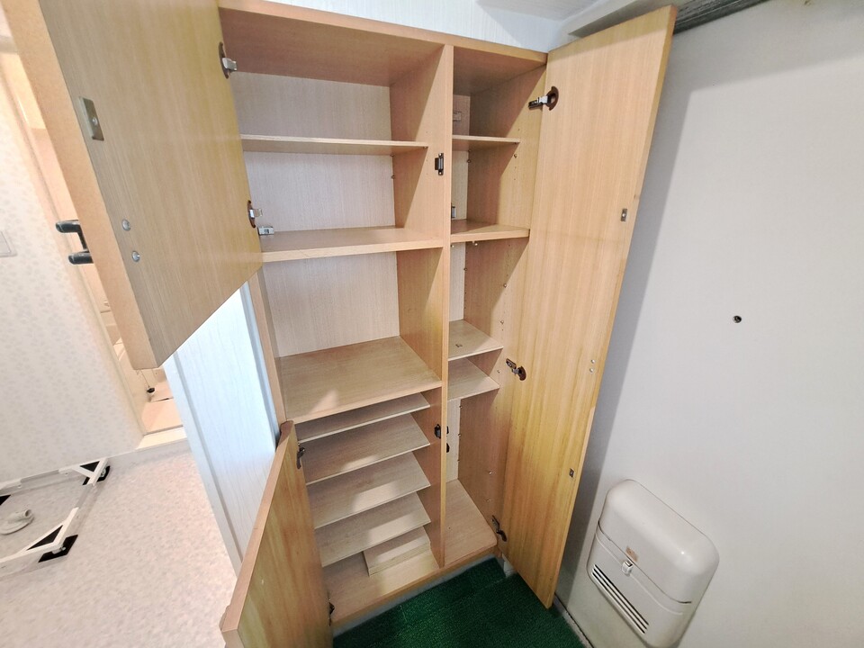 シューズボックス