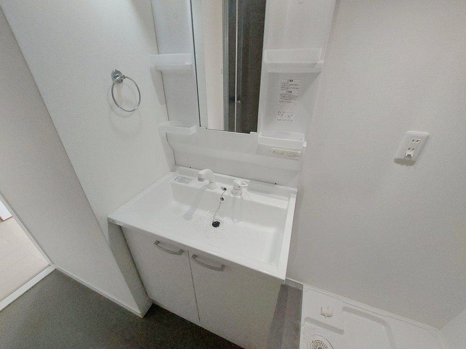 シャワー付洗面化粧台