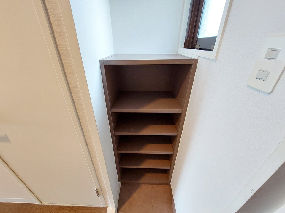 シューズボックス