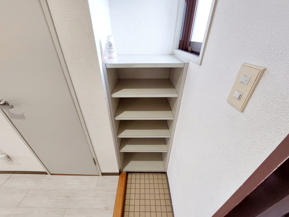 シューズボックス