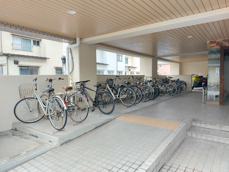 駐輪場