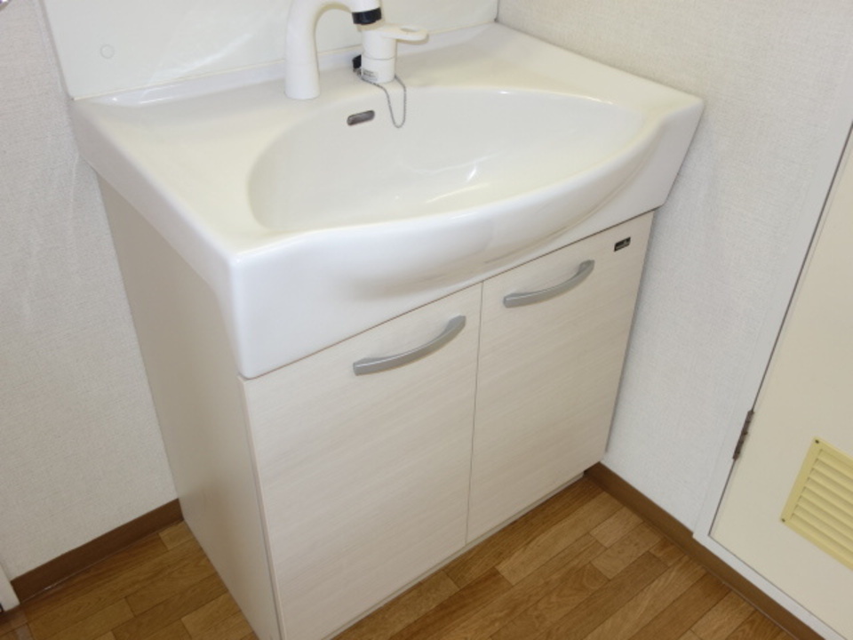 シャワー付洗面化粧台