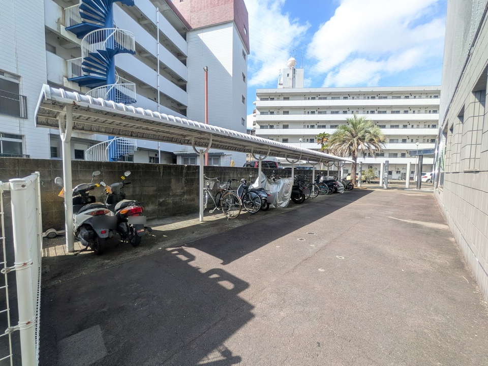 駐輪場