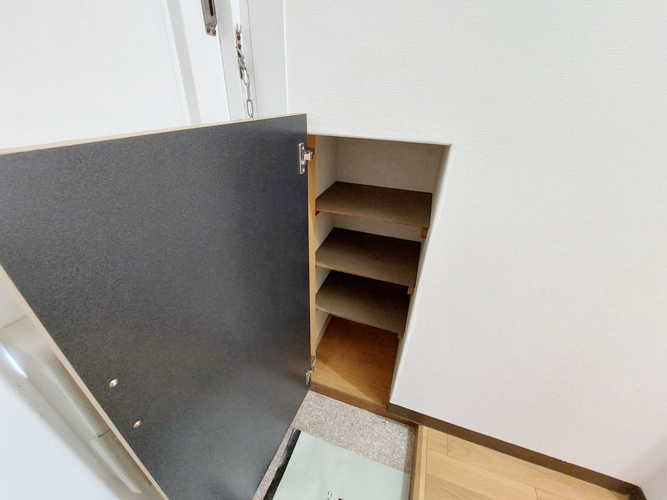 シューズボックス