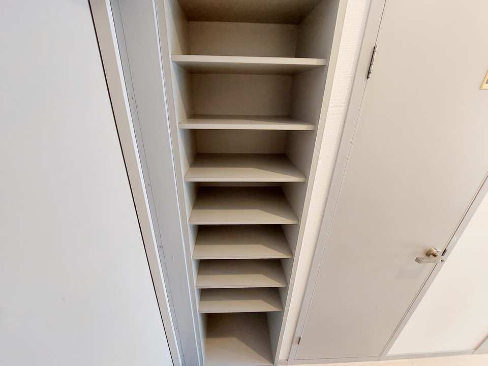 シューズボックス