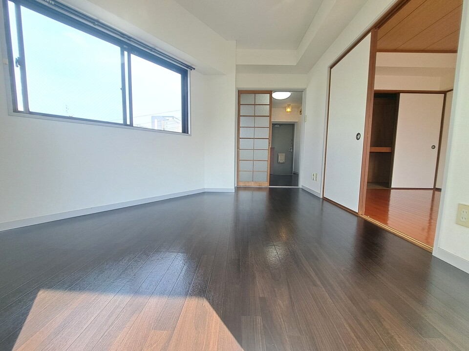 洋室８帖