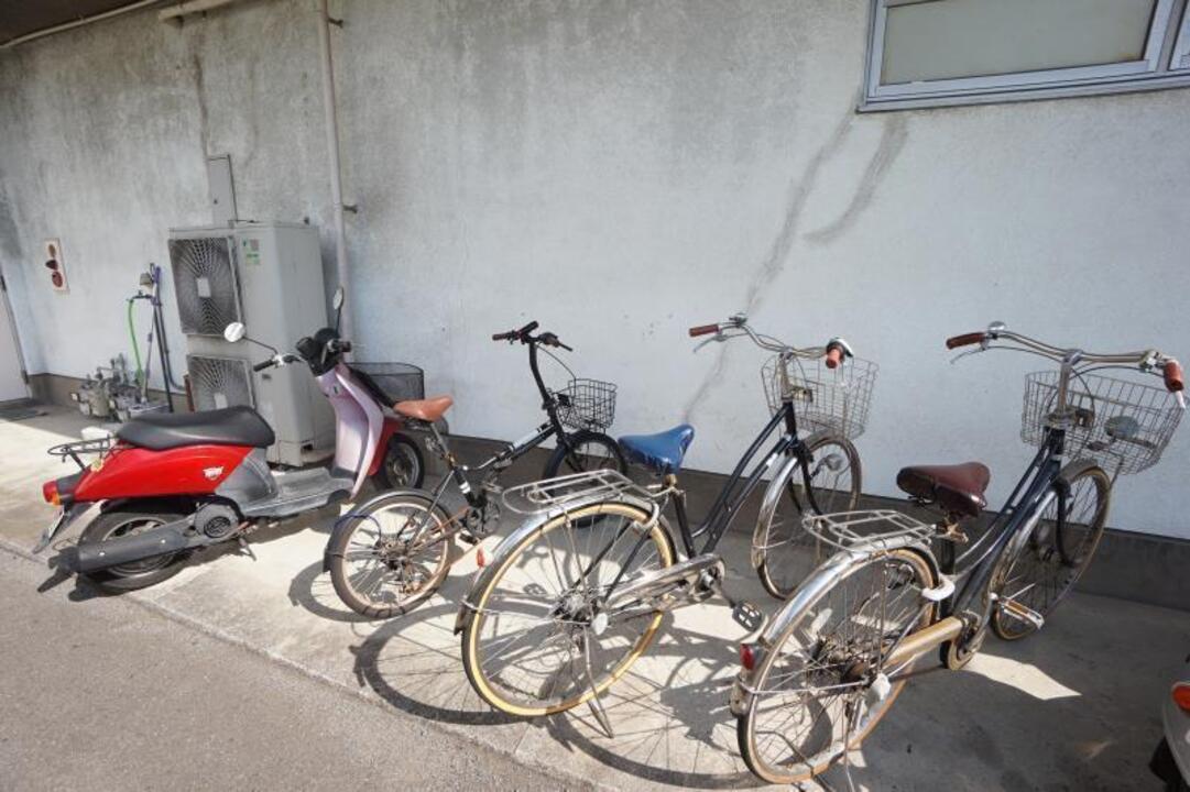 駐輪場