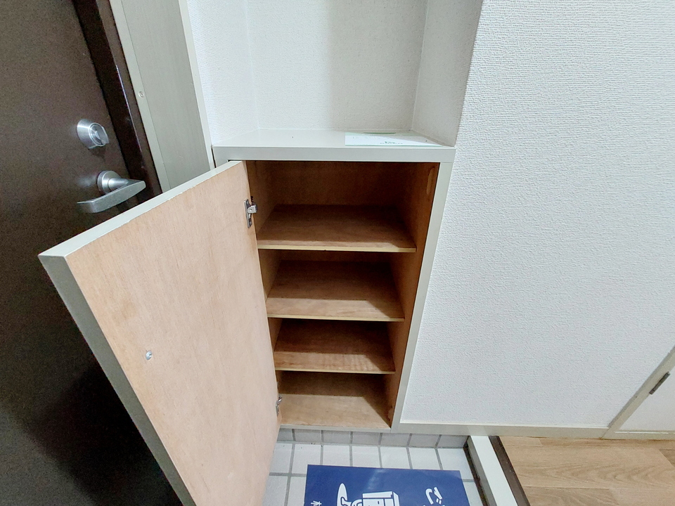 シューズボックス