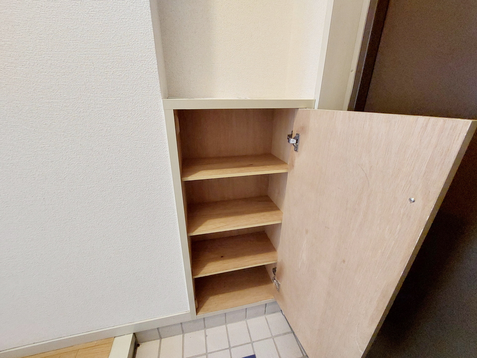 シューズボックス