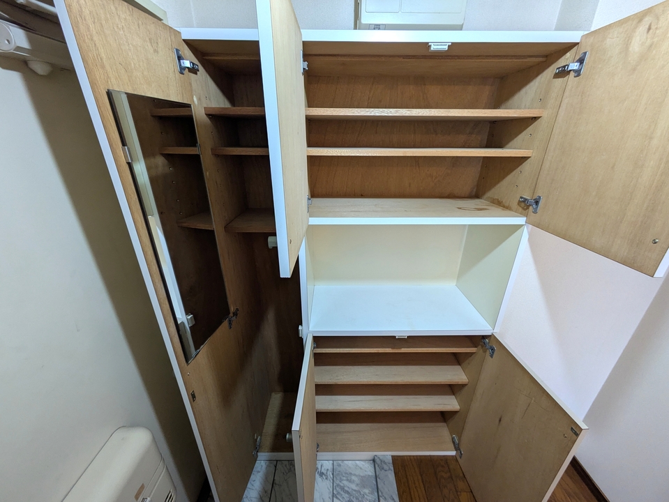 シューズボックス