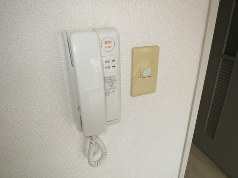 インターホン
