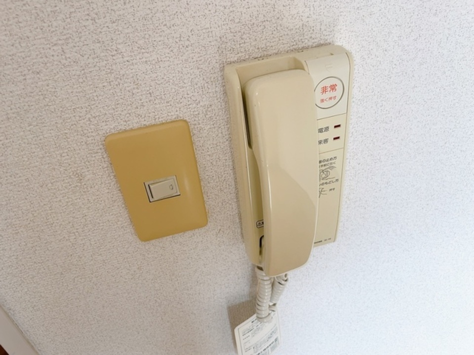 インターホン