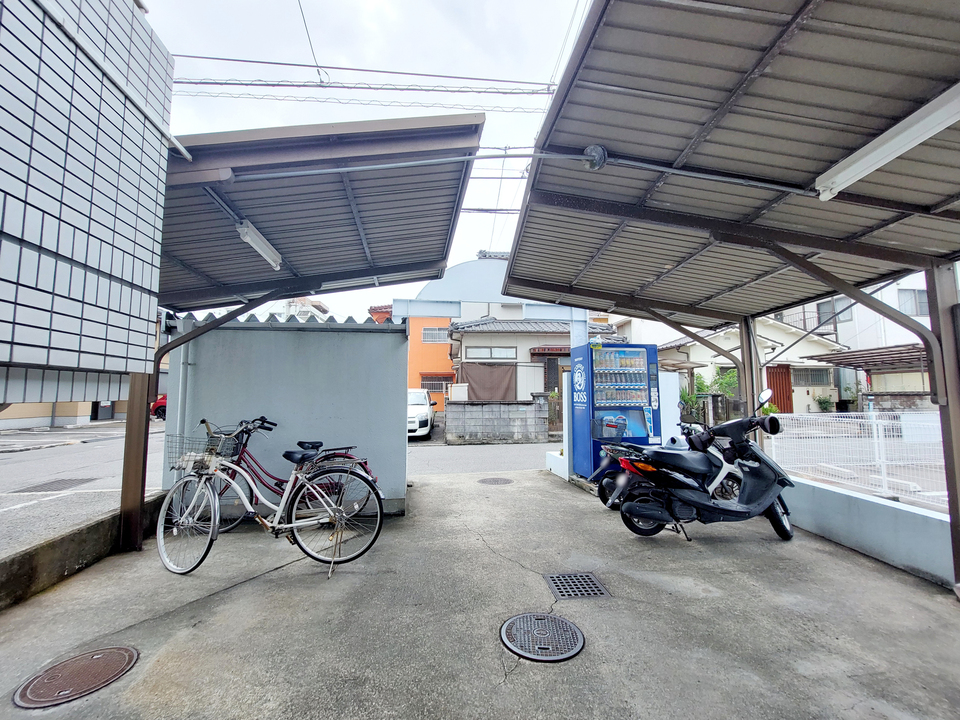 駐輪場