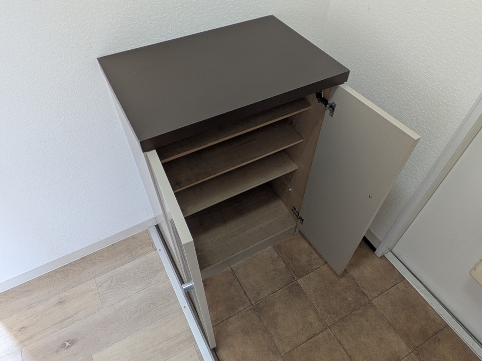 シューズボックス