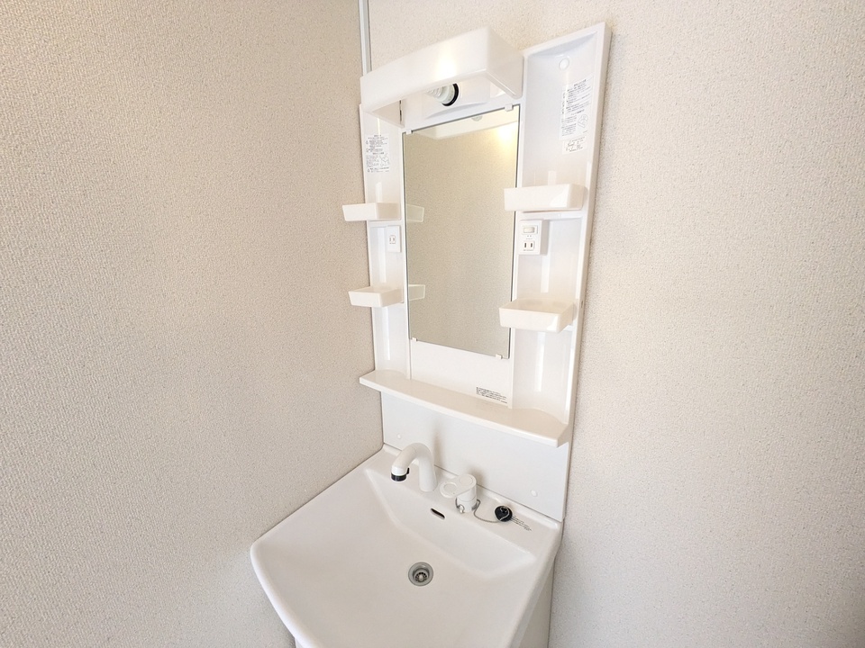 シャワー付洗面化粧台