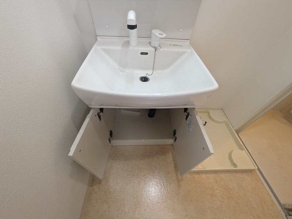 シャワー付洗面化粧台