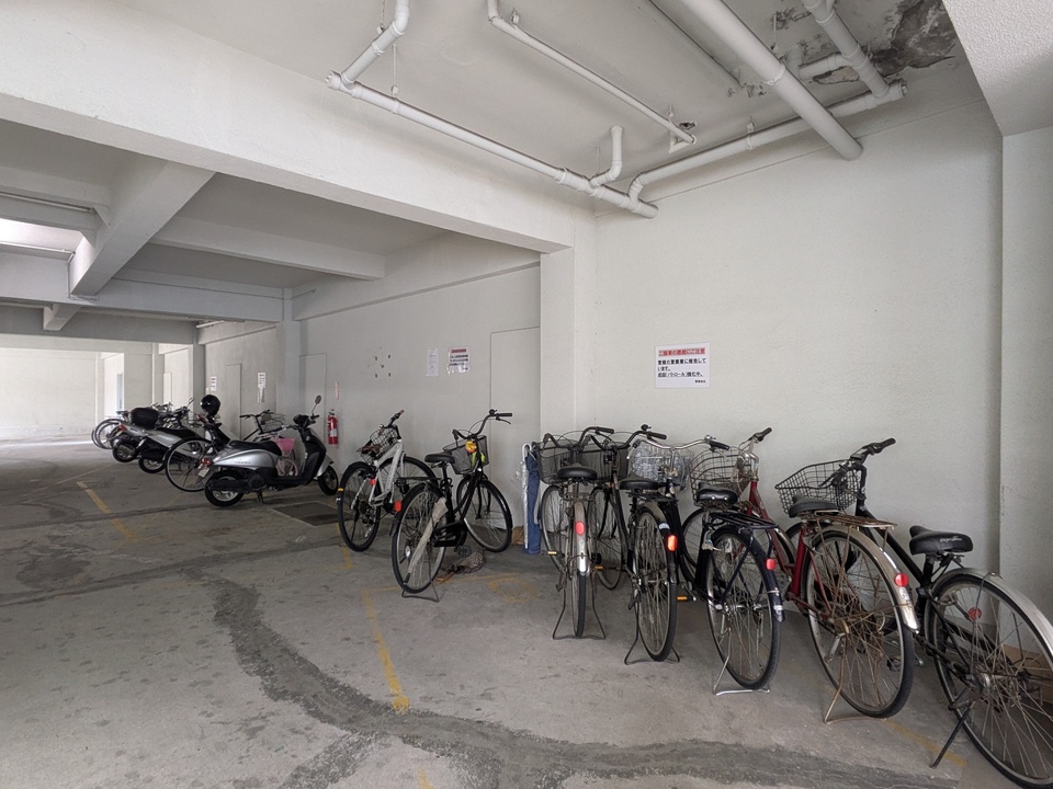駐輪場