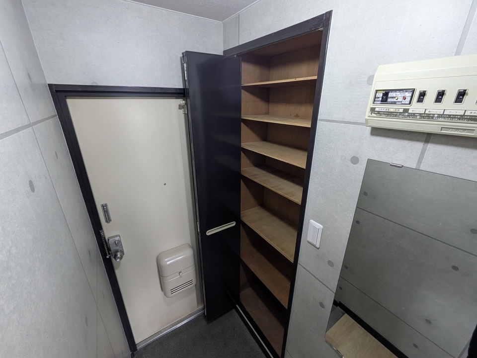 シューズボックス