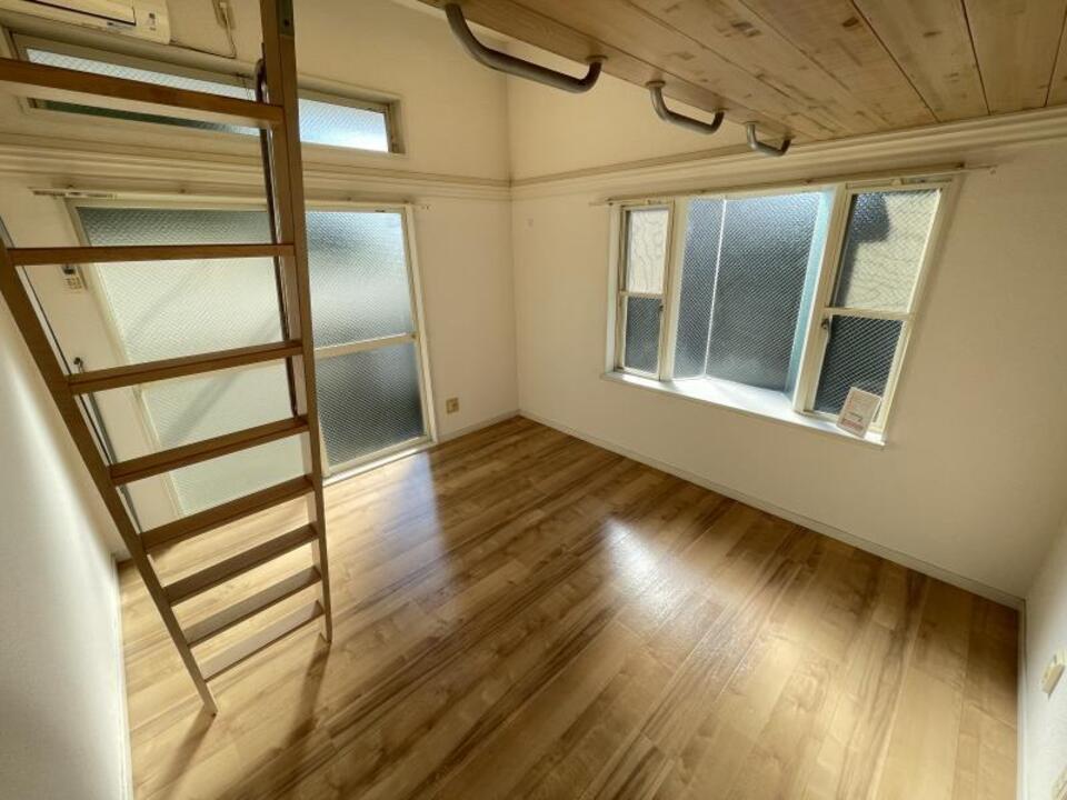 洋室