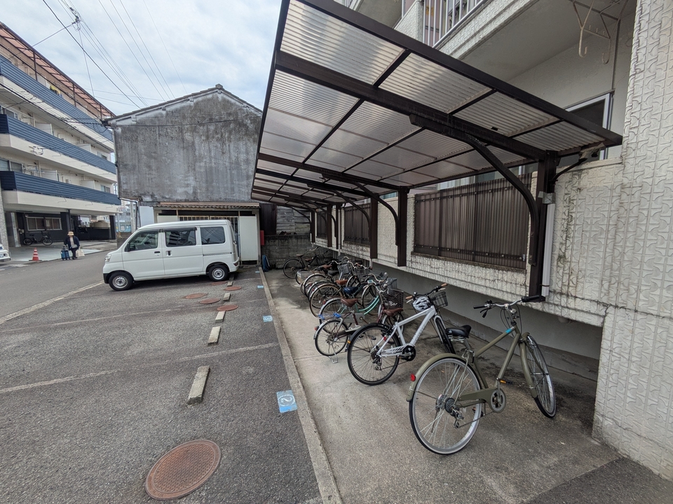 駐輪場