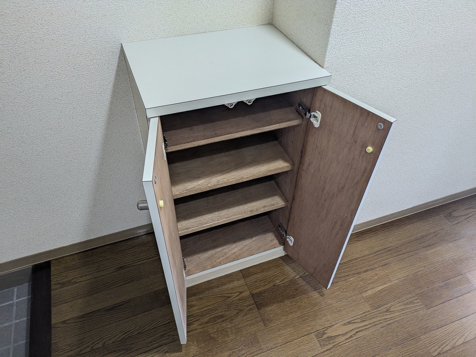シューズボックス
