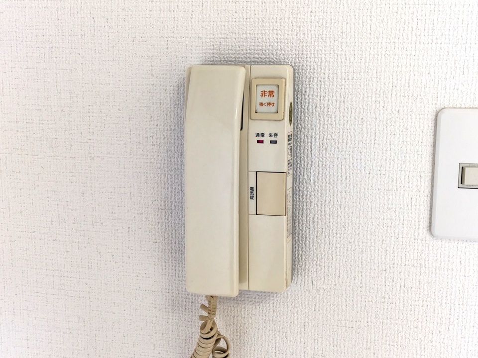 インターホン