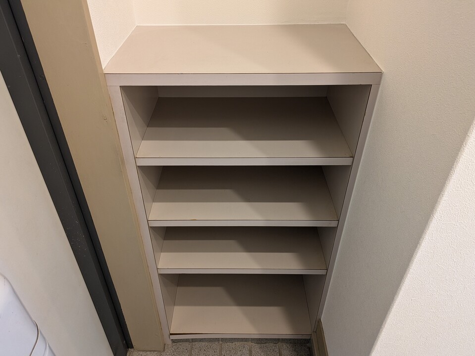 シューズボックス